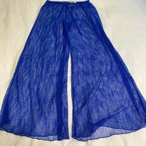 Swimsuit coverup (bottoms)